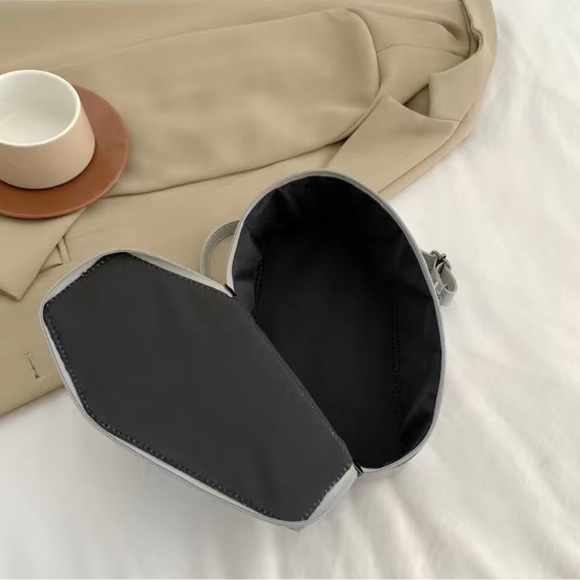 Nightmare Before Christmas Crossbody Bag - Picture 3 of 12